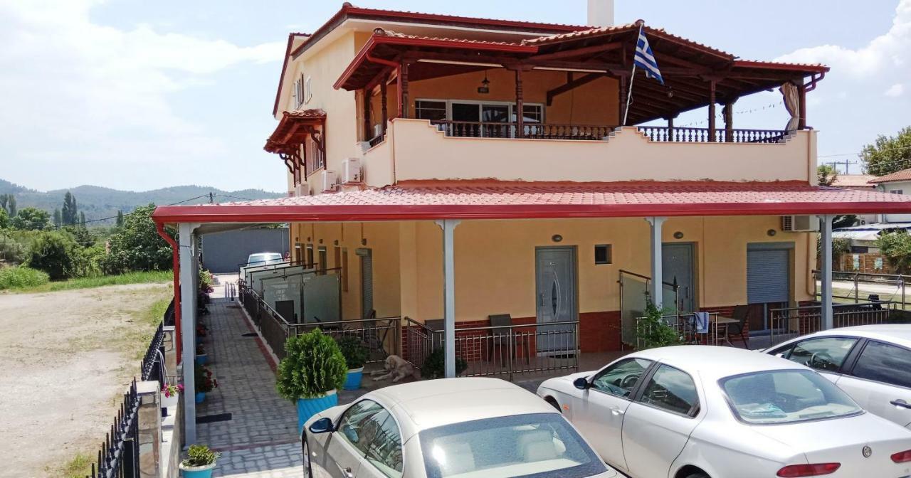 Villa Georgia Beach เนโอสมาร์มาราส ภายนอก รูปภาพ